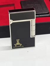 Montecristo USA Signature Soft Flame Lighter Black w/ Leather Case