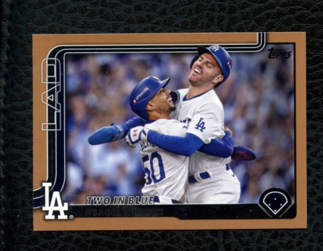 2025 TOPPS GOLD /2025 #631 TWO IN BLUE MOOKIE BETTS FREDDIE FREEMAN LA DODGERS