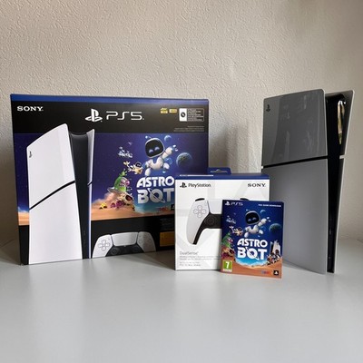 PlayStation 5 PS5 Slim Digital Edition Astro Bot Bundle OVP | + NEUER Controller