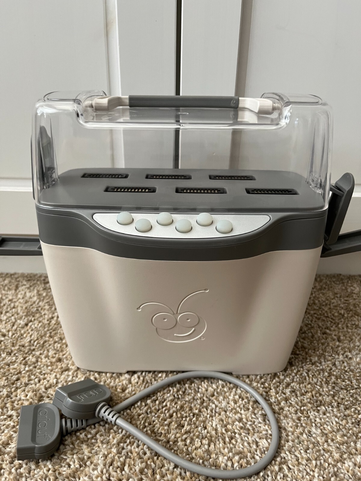 Cricut Jukebox Station CRJK0001 with Cover + Data Cable eBay