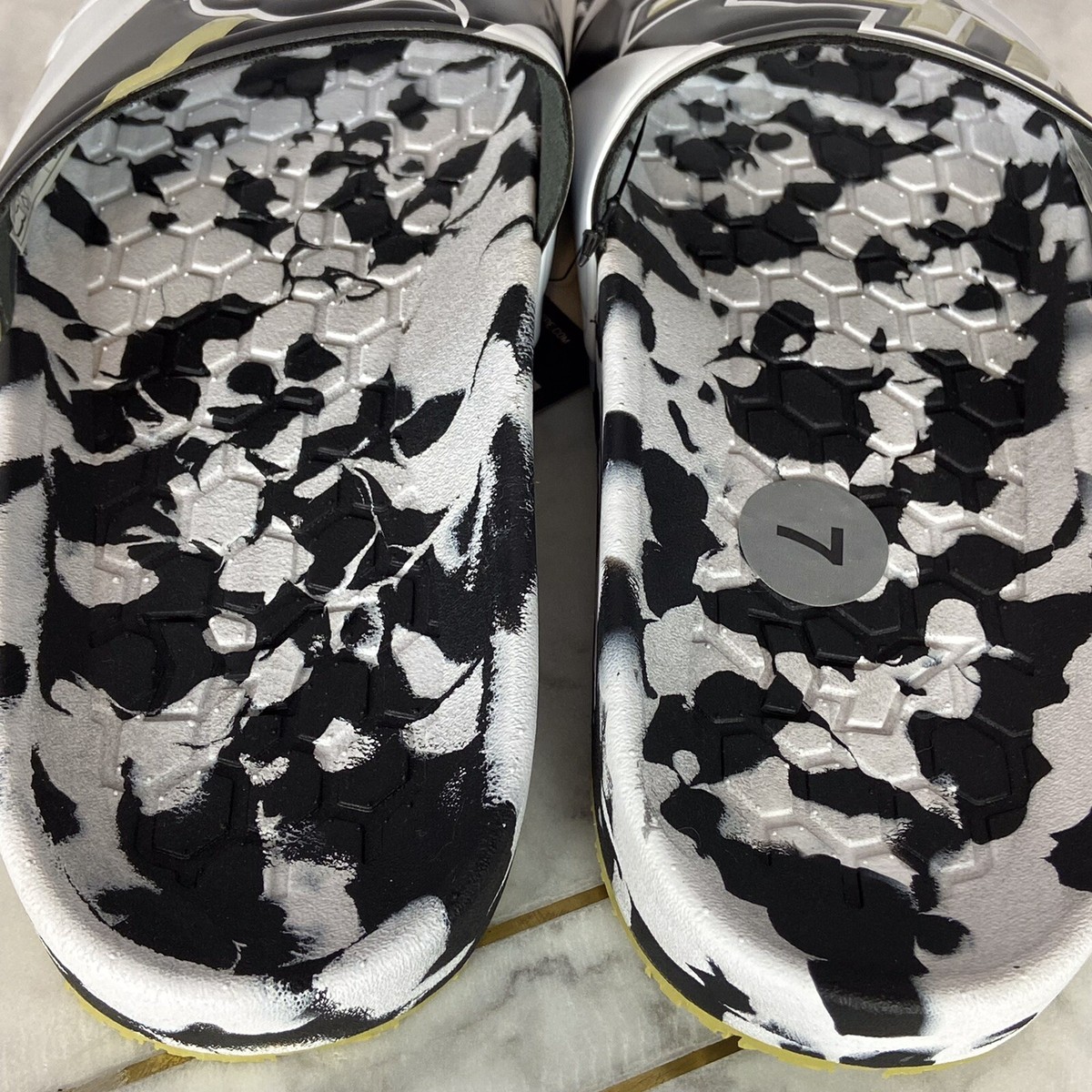 UCF Knights Football Hype Slydr Slide Sandals - Gold/White/Black Adult Unisex University of Central Florida Slydr Pro – The Hype Company main image 3
