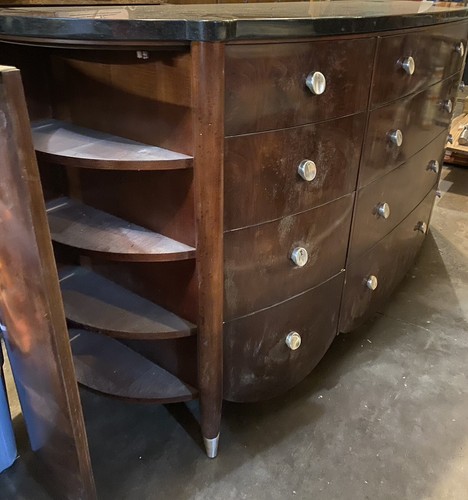 SALE. PRICE. 5 PIECE HENREDON BEDROOM SET Circa 2000 Collection - Picture 7 of 23