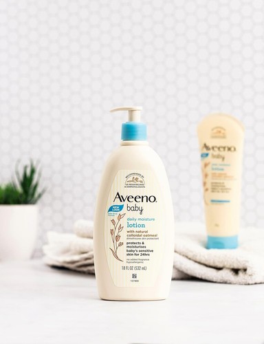 Aveeno Baby Daily Moisturising Fragrance Free Sensitive Moisturising Lotion 532m - Picture 3 of 6