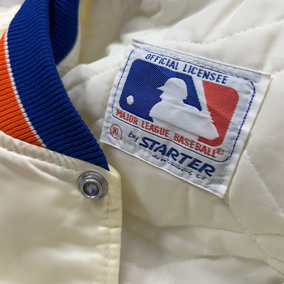 RARE VTG 90s MLB NEW YORK METS STARTER SATIN JACKET MADE IN RARE VTG 90s MLB NEW YORK METS STARTER SATIN JACKET MADE IN