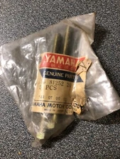yamaha NOS Bolts(2) #156-81252-20