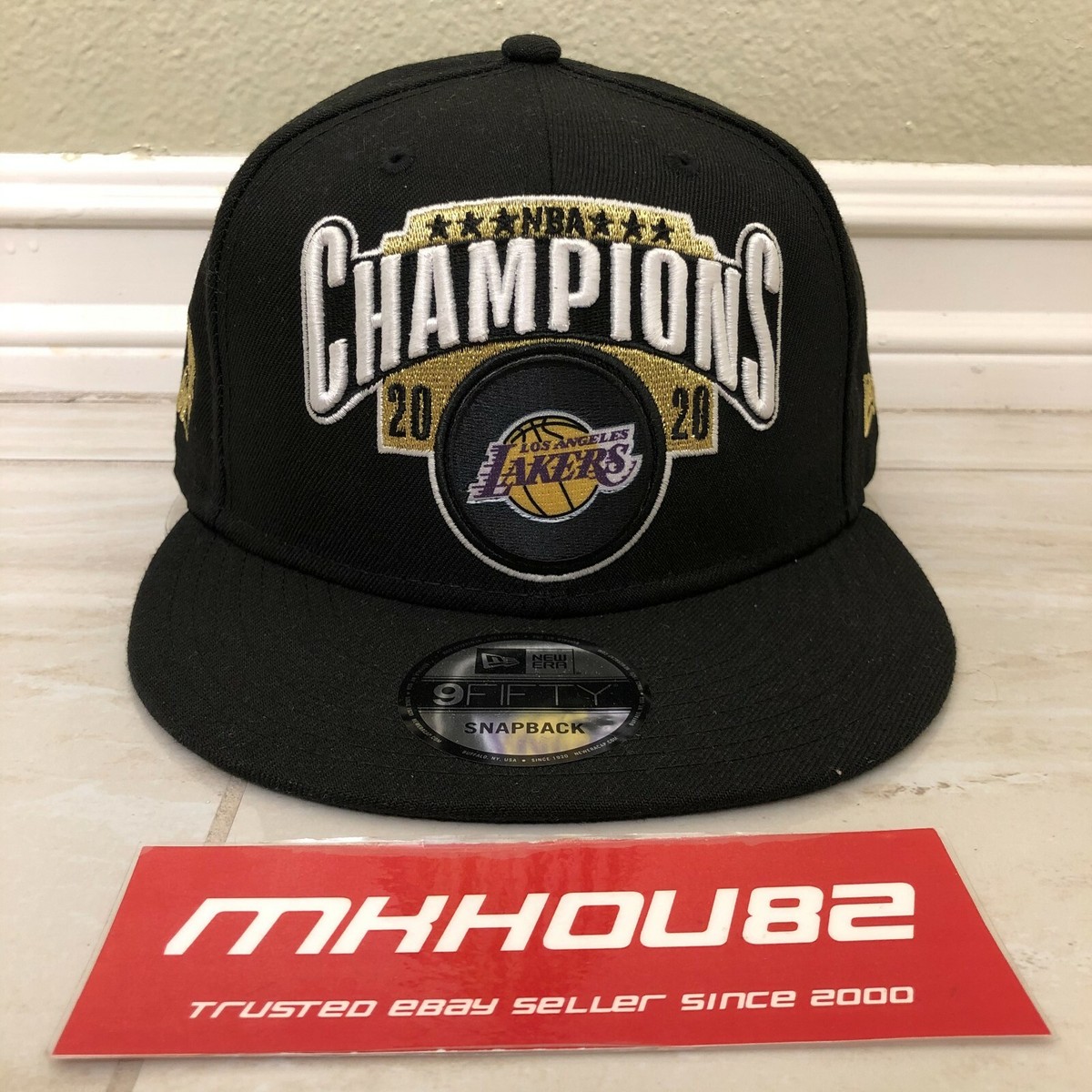 New Era Los Angeles Lakers NBA Finals Championship Locker Room Hat