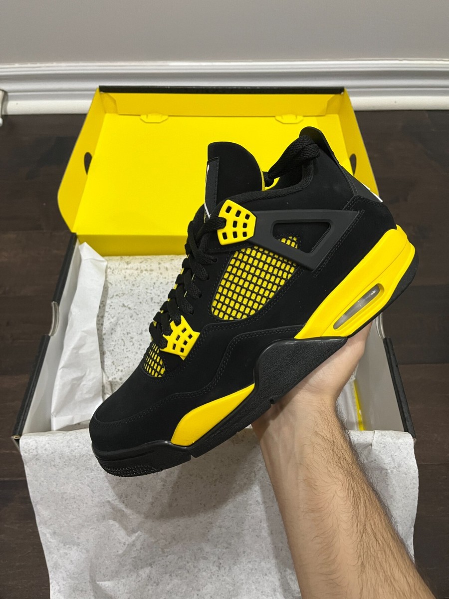 シューズ(男性用) Air Jordan 4 Retro Thunder (2012) Air Jordan 4 Retro THUNDER 2012 SIZE 10 NEW DS Air Jordan IV