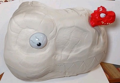 Zuru Smashers Dino Island T-Rex Skull Case w/Eye Lights & Sounds