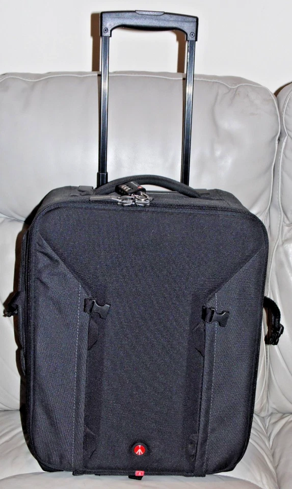 MANFROTTO PRO ROLLER BAG 50 with RAIN COVER, PRO ROLLER DIVIDERS BLACK RED GREY - Image 4 of 4