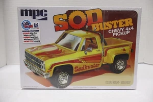 MPC 1981 Chevy 4x4 Stepside Pickup 'Sod Buster', 1/25 Scale Plastic Model Kit