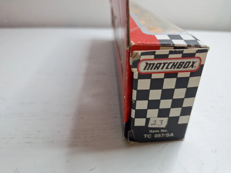 #4 Ernie Irvan/Kodak Film 1991 Matchbox edición limitada Team Convoy Foto 4 de 4
