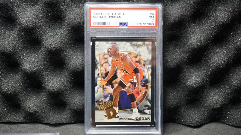 92-93 Michael Jordan Total D - Michael Jordan Cards