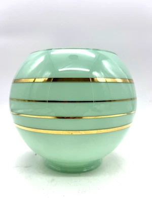 Ancien Abat jour, globe en verre vert et liserais or suspension  Vintage - Photo 1/4
