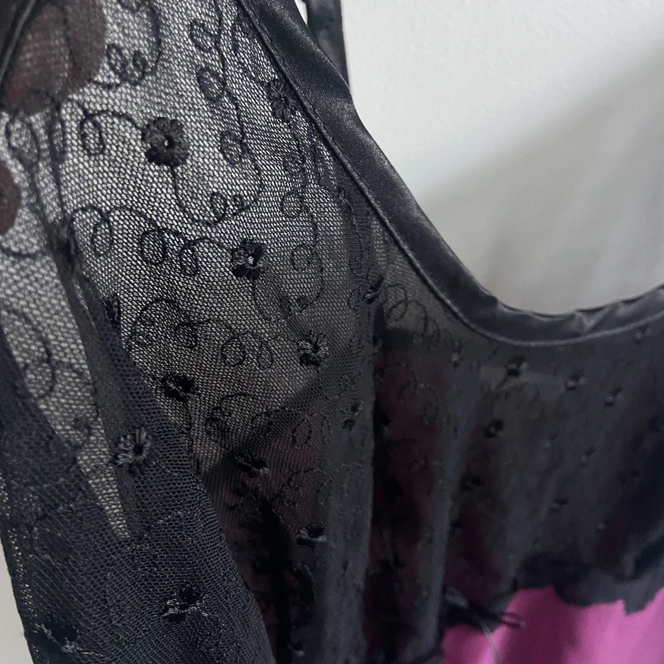 Babydoll Cacique Intimates púrpura y negro - talla 26/28 - correas ajustables Foto 4 de 4