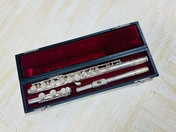 YAMAHA YFL-451 Flute Professional modeSilver Hard case | eBay