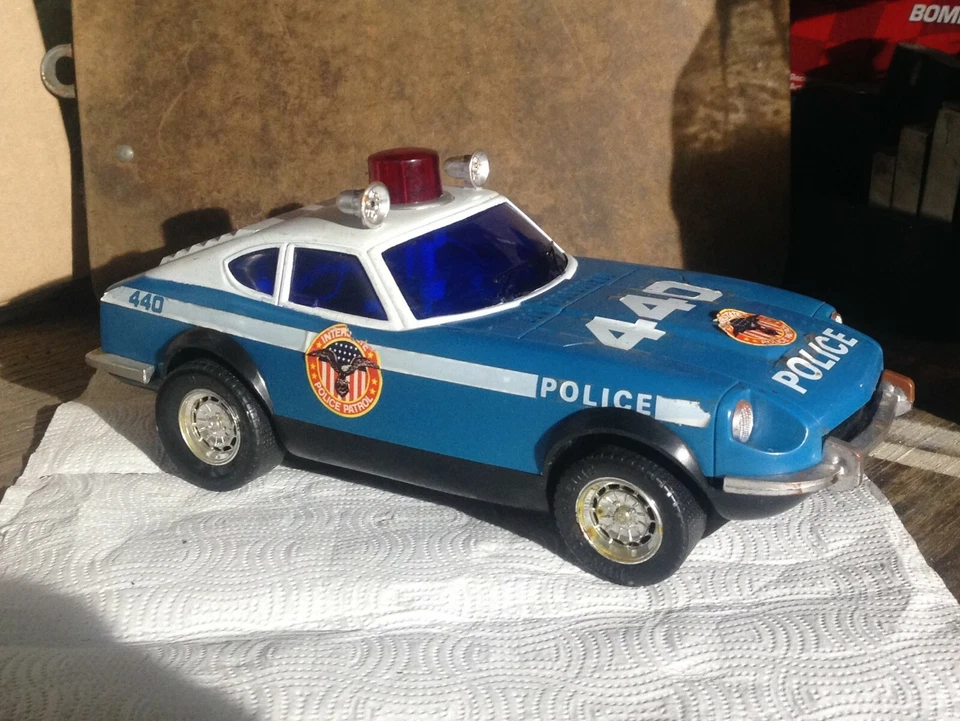 New Bright Nissan 280ZX Interstate Police Patrol Car 440 Bump And Go Used - Image 2 of 4