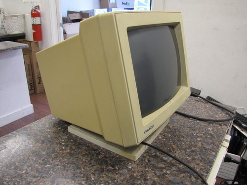 Vintage GOLDSTAR 1610 VGA Monitor Retro Computing CRT - Powers on - Afbeelding 4 van 10