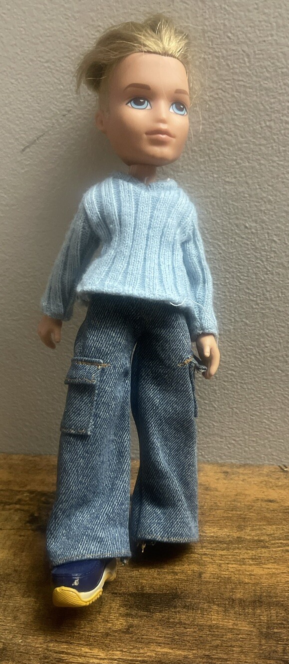 MGA Vintage BRATZ BOYZ Cameron - 2002 Doll And Outfit Doll Boy