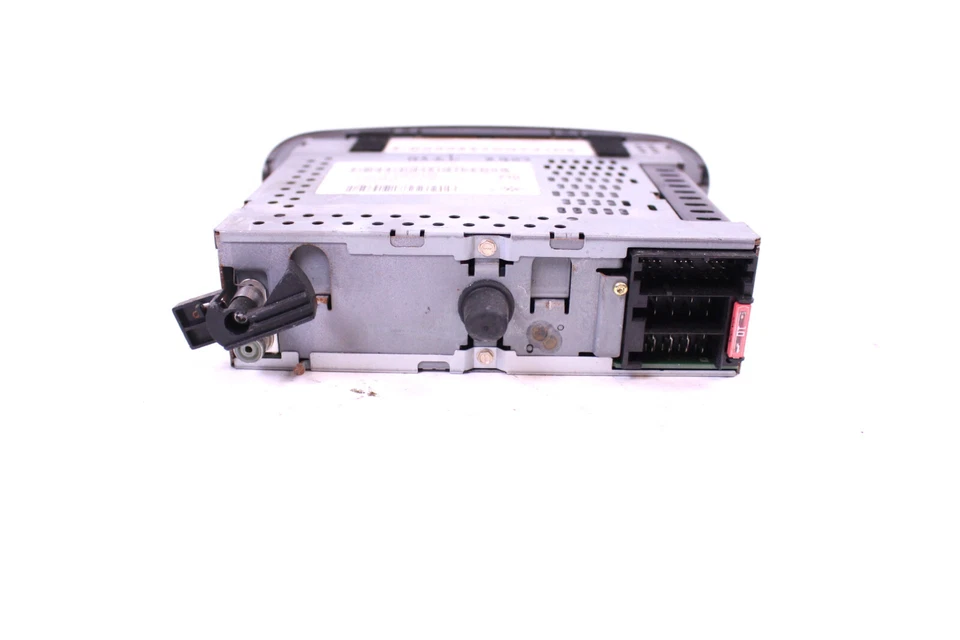 Autoradio VW New Beetle 1C 9C CD MP3 1C0035196 CN ASM-AUX + Radio Code - Bild 2 von 2