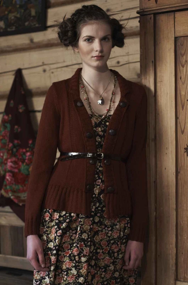 Folk Chic: 8 Cashmerino designs from Debbie Bliss - Knitting Pattern Book - Image 3 of 4