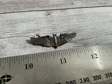 ORIGINAL SCARCE WWII BEVERLYCRAFT BOMBARDIER SMALL WINGS - STERLING, PB