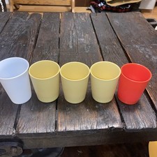 Set Of 5 Vintage Tupperware Kids Cups