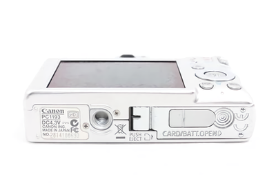 Canon IXY DIGITAL 70 Silver 6.0MP Compact Digital Camera From