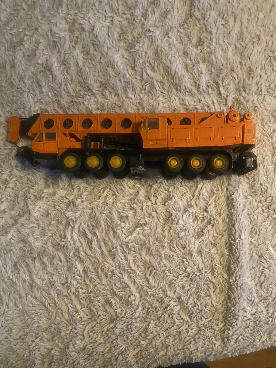 NZG Crane Vintage Manufacture Diecast Construction Equipment for