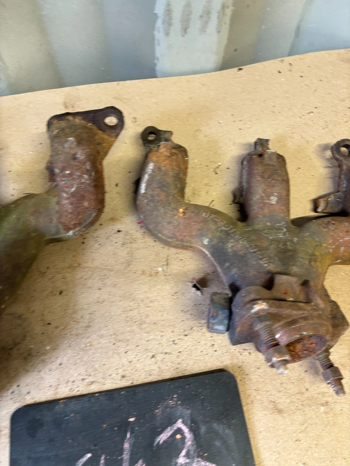 1987 1991 1992 94 1995 Ford F250 F350 F150 4.9 300 i6 juego de colectores de escape dividido Foto 4 de 4