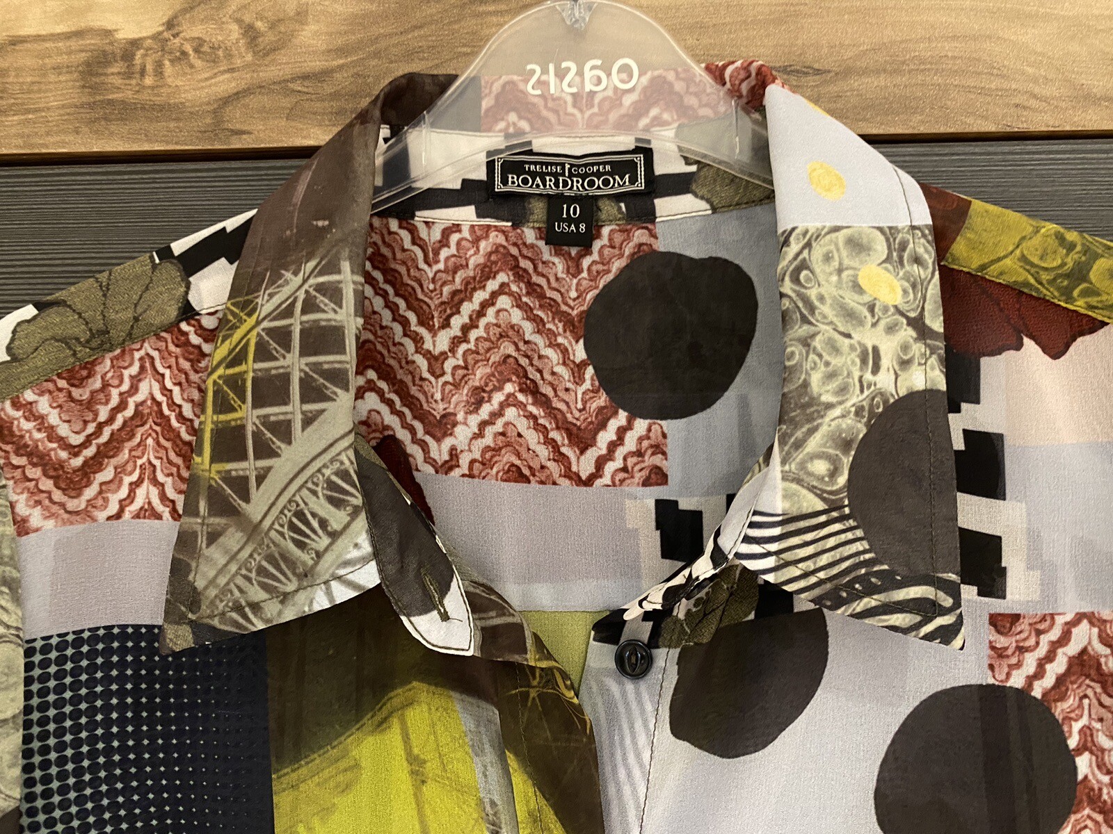 TRELISE COOPER Boardroom * Dish The Shirt * Urban Camouflage Shirt VGC