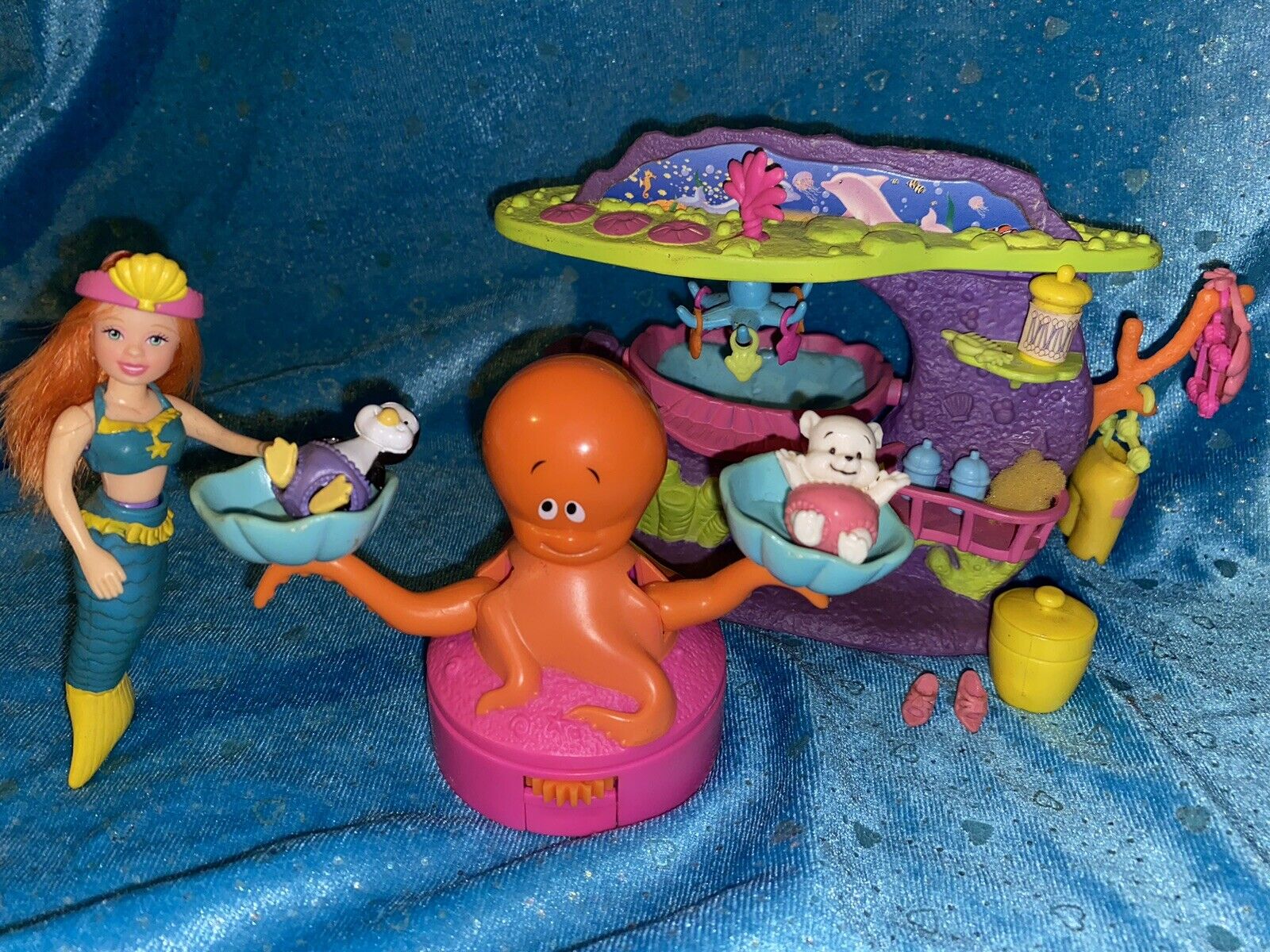 Polly Pocket Mermaid Stars Lea Doll + Octo Go Round Play Set