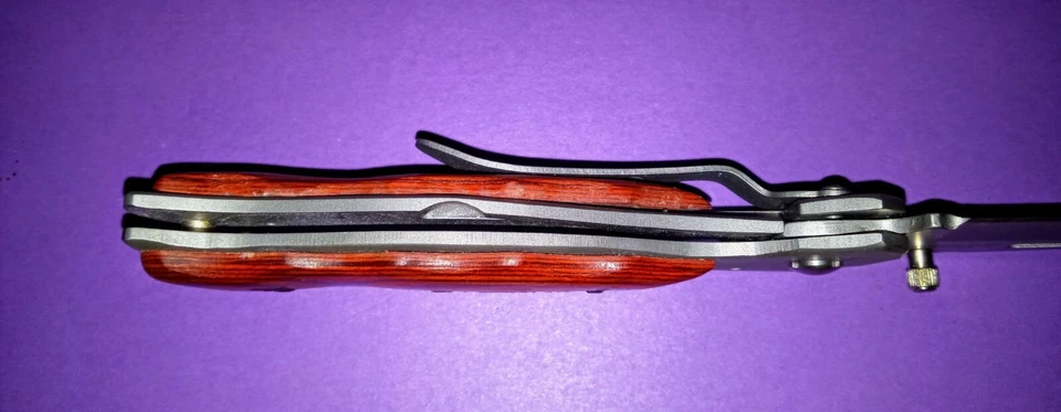 Cuchillo Mtech Guthook Framelock Foto 3 de 3