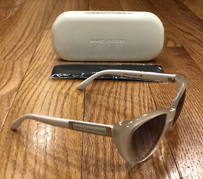 Marc Jacobs Gray and Tan Sunglasses Amazon.com: Marc Jacobs Womens MARC 695/S Sunglasses (pack  main image 4