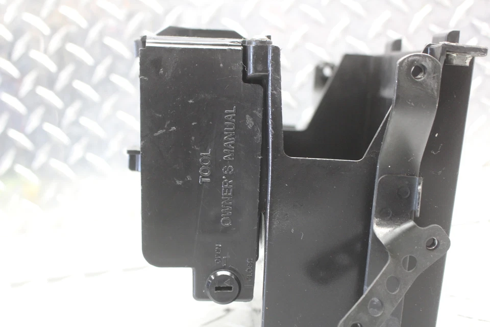 Honda VTX1800S 2002 radios batería bandeja caja soporte Foto 2 de 4