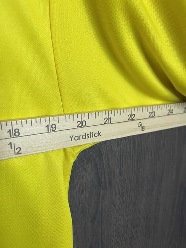 Banrural Soccer Jersey Size Adult Large Yellow/Green - Picture 6 of 6