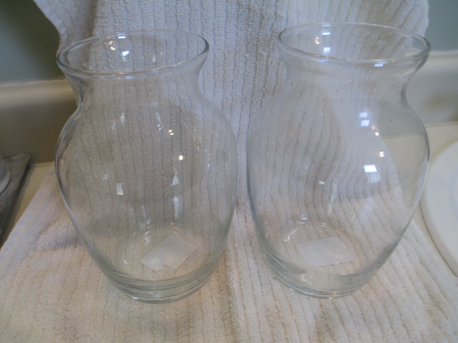 Two Clear Glass Flower Vases eBay