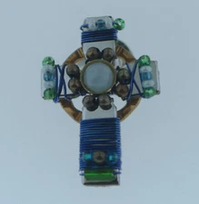 LIZTECH ARTISAN JEWELRY 1999 CELTIC CROSS PIN TACK 