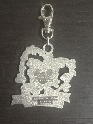 Disney Lanyard Medal - Valentine's Day 2006 - Picture 2 of 2