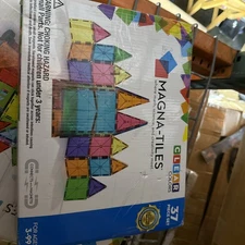 Magna-Tiles 3D Magnetic Building 37 Piece Set #14837 Colors/Shapes STEM