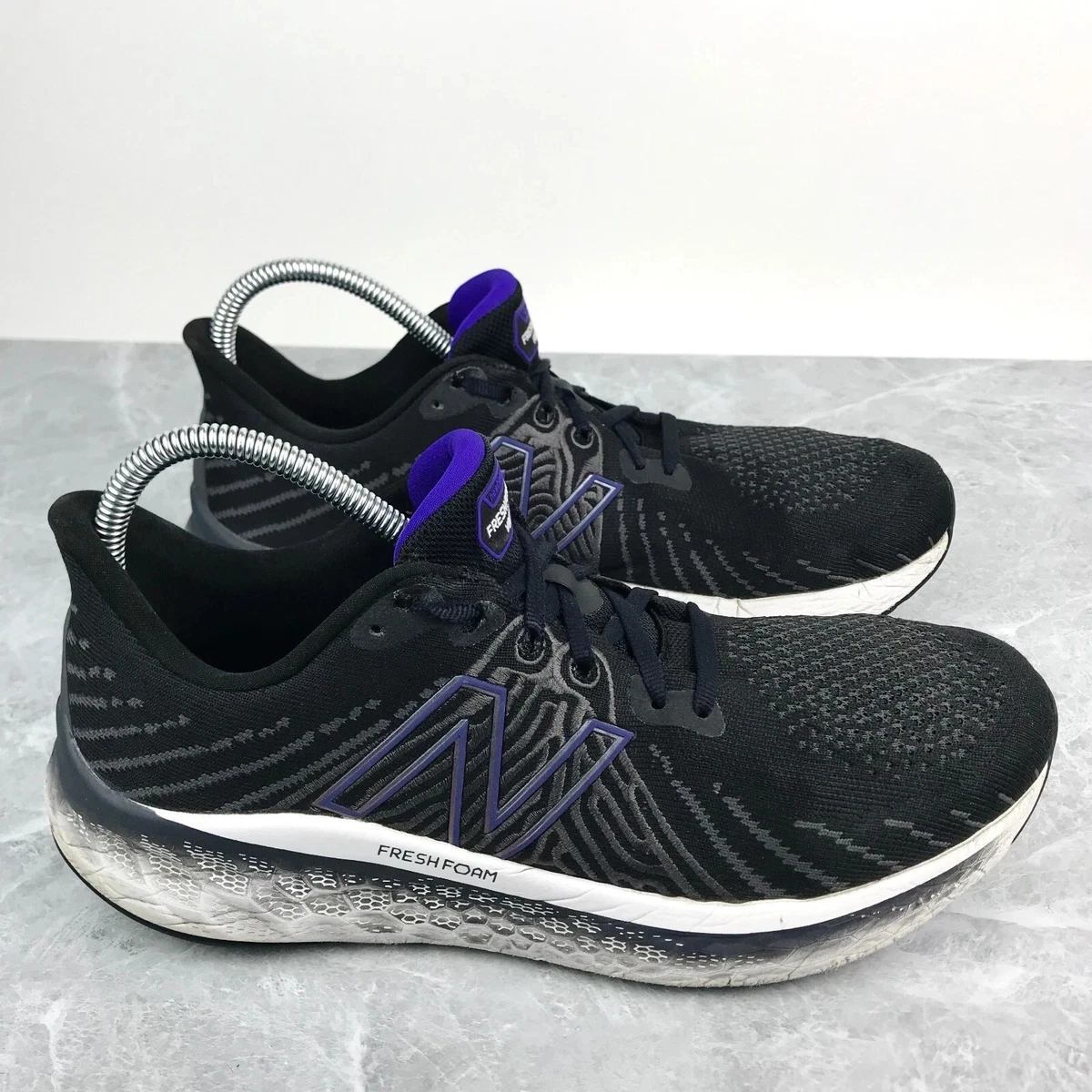 New Balance Vongo V5 Mens Sz 9.5 EE WIDE Black/Deep Violet Running Shoe MVNGOBW5 New Balance Fresh Foam X Vongo v5 2E Width Running Shoes-Men  main image 2