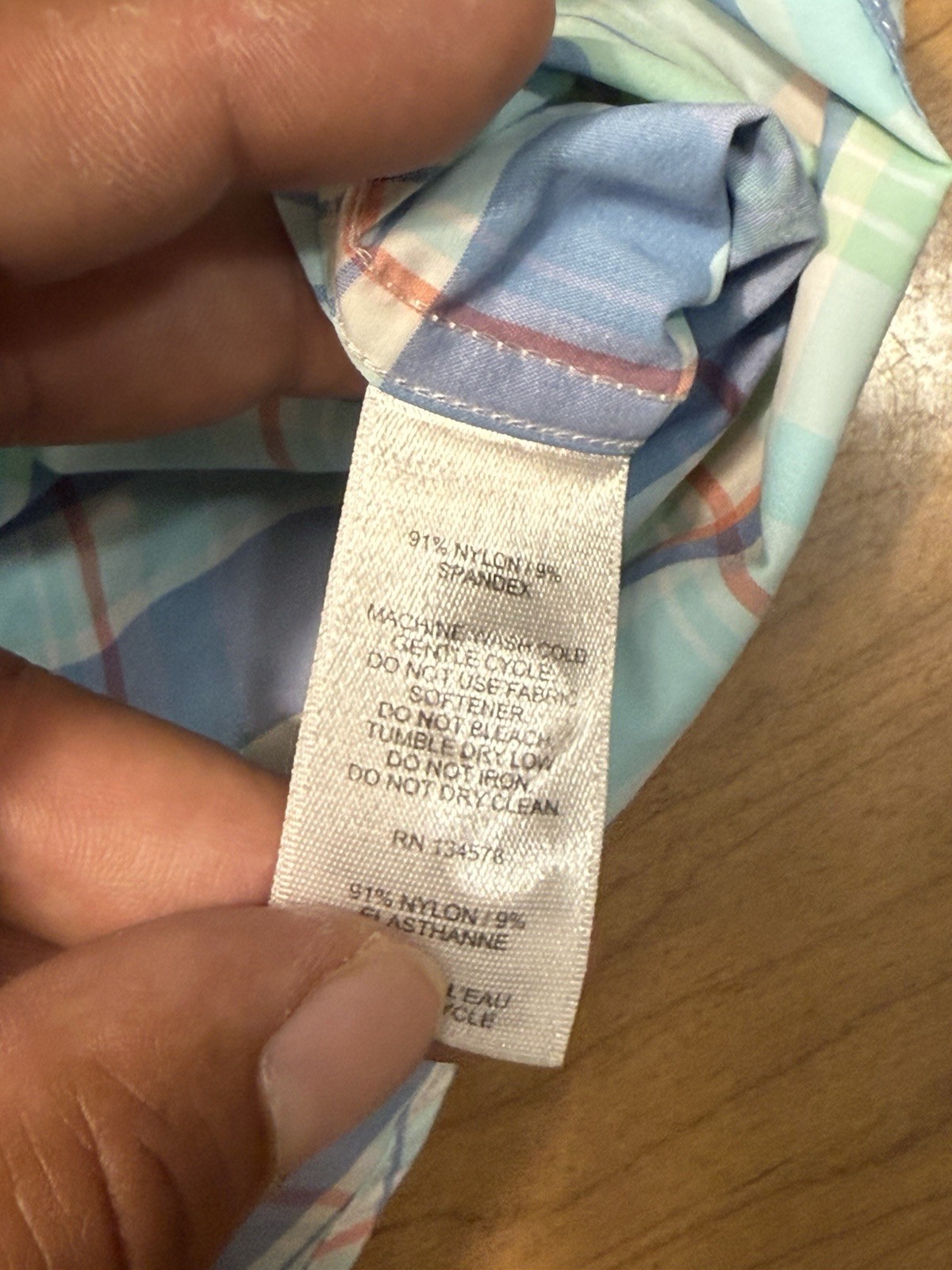 Vineyard Vine OTG Performance Button Down Shirt M… - image 2