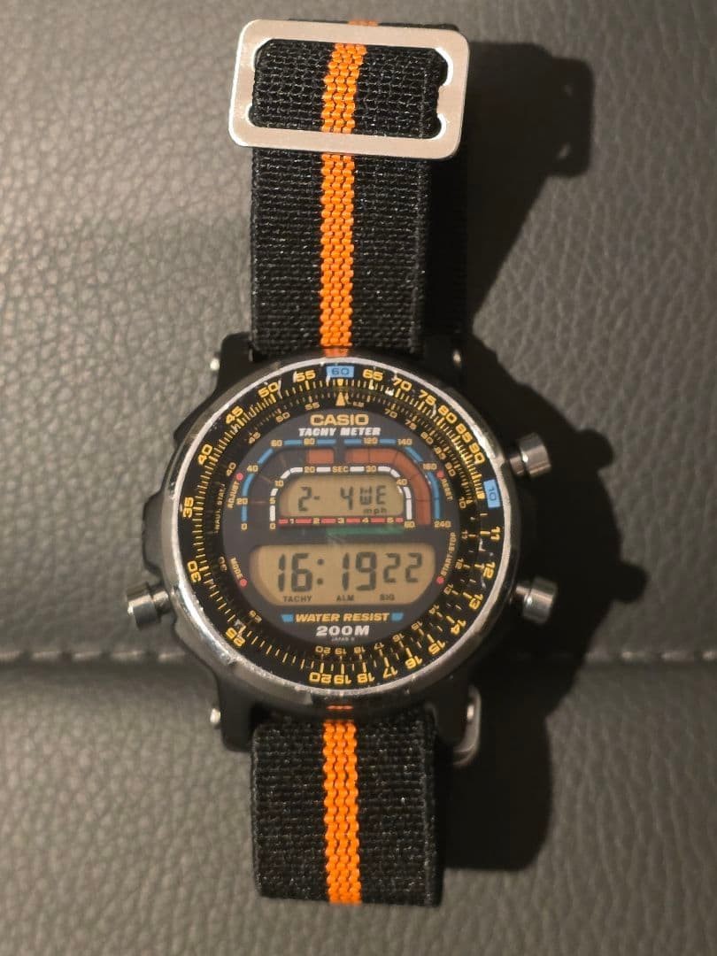 CASIO SKY WALKER DW-401 Digital Watch 20BAR Water Resistant Black