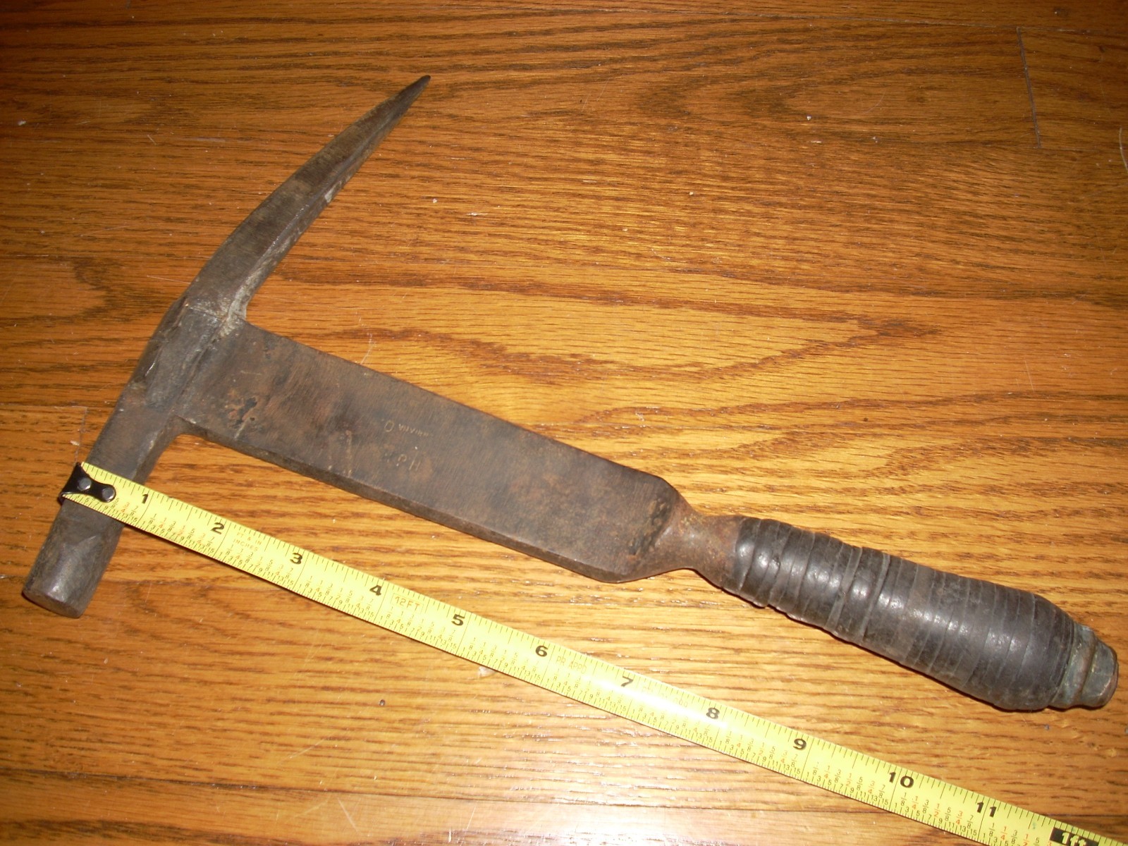 Vintage Slate Roofing Hammer w/ Nail Puller HJH Harrold Tool Co. Columbiana Ohio