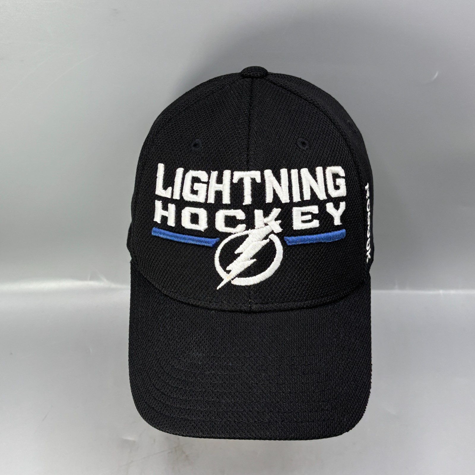 Reebok NHL Tampa Bay Lightning Ice Hockey Hat Mens L/XL Black Performance Fitted