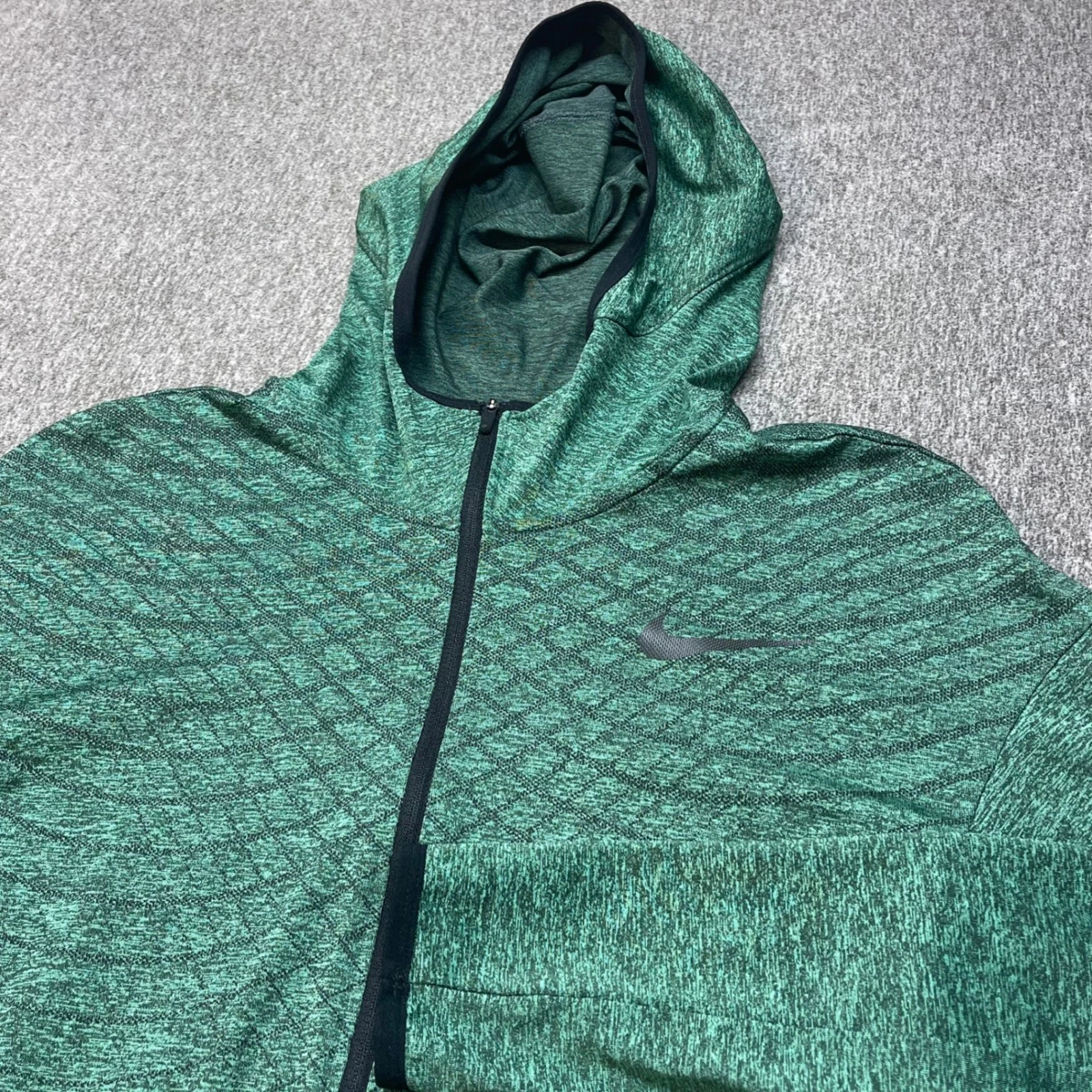 Nike Element Dri-FIT Ultimate Training Full-Zip Hooded Jacket Mens Green Medium