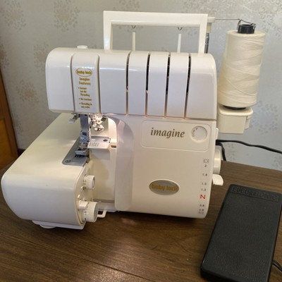 Baby Lock Imagine - BLE1AT - Electric Serger Sewing Machine Self Threading