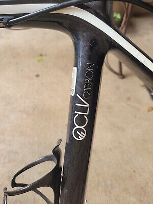Trek Madone 3.1, Shimano 105, Carbon Fiber Road Bike 56cm Trek Madone 3.1, Shimano 105, Carbon Fiber Road Bike 56cm