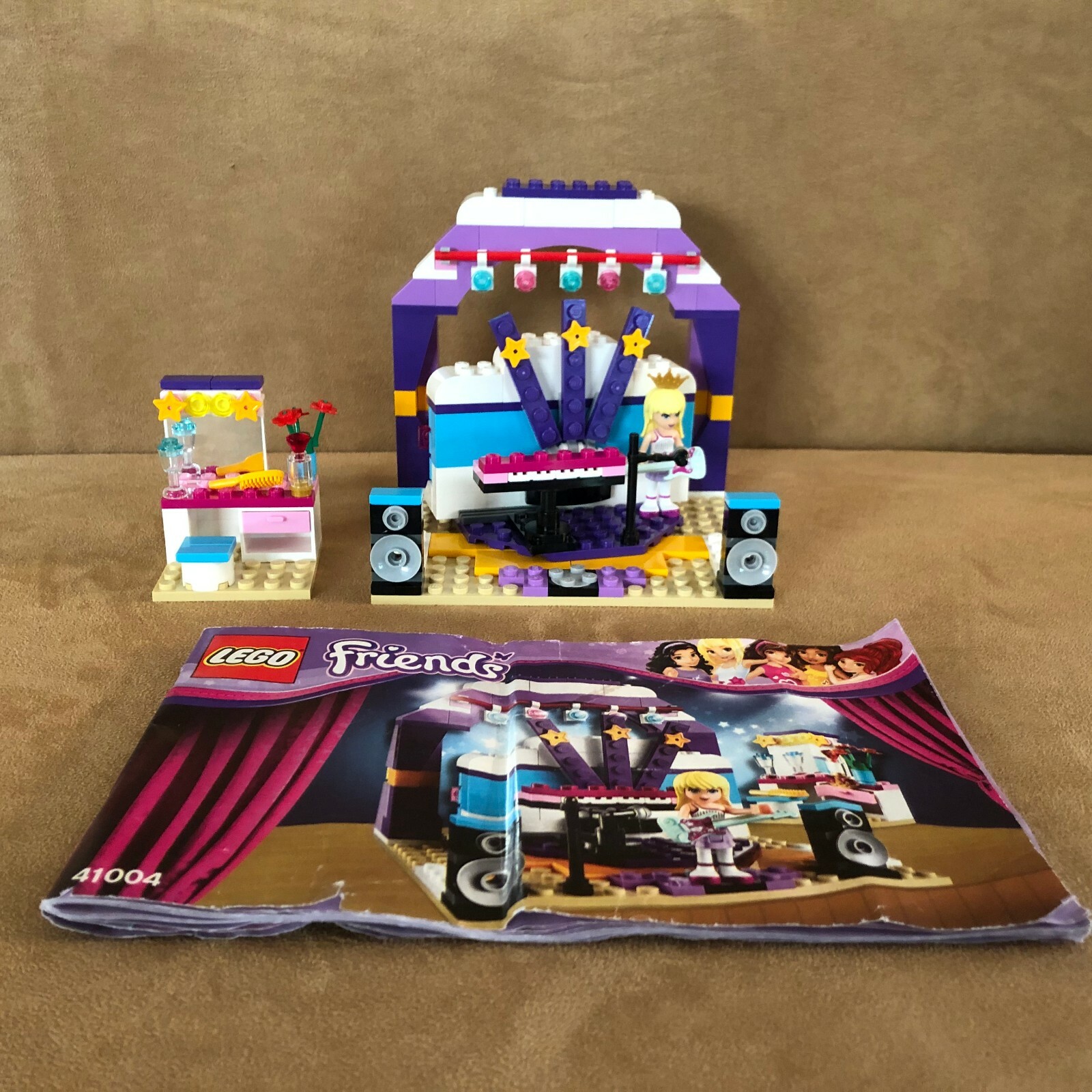 41004 Lego Complete Friends Pop Star Dressing Room backstage stage instructions