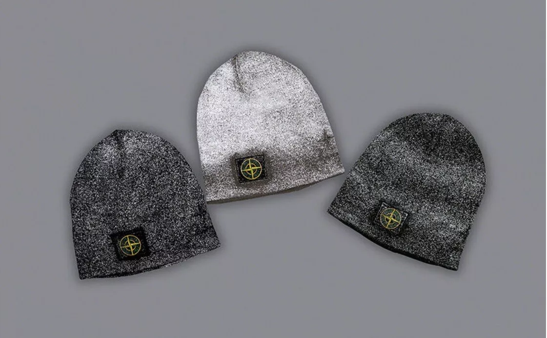 Supreme / Stone Island Reflective Beanie