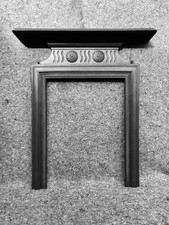 ANTIQUE CAST IRON FIREPLACE / FIRE / WOODBURNER SURROUND / VICTORIAN / EDWARDIAN